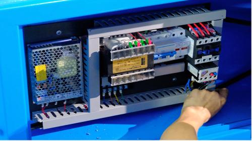 Máy uốn ống CNC có thể lập trình tự động không