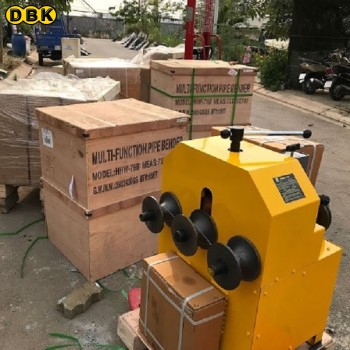 Sản phẩm được đóng gói trong hộp gỗ chắc chắn
