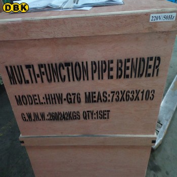 Sản phẩm được đóng gói trong hộp gỗ