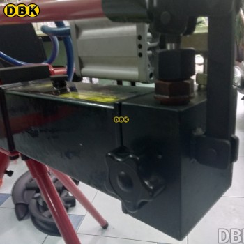 Máy uốn ống thủy lực chạy khí nén 20 tấn TLP HHW-4Q-3